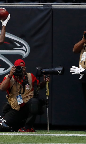Seahawks silent at trade deadline, but shuffle continues